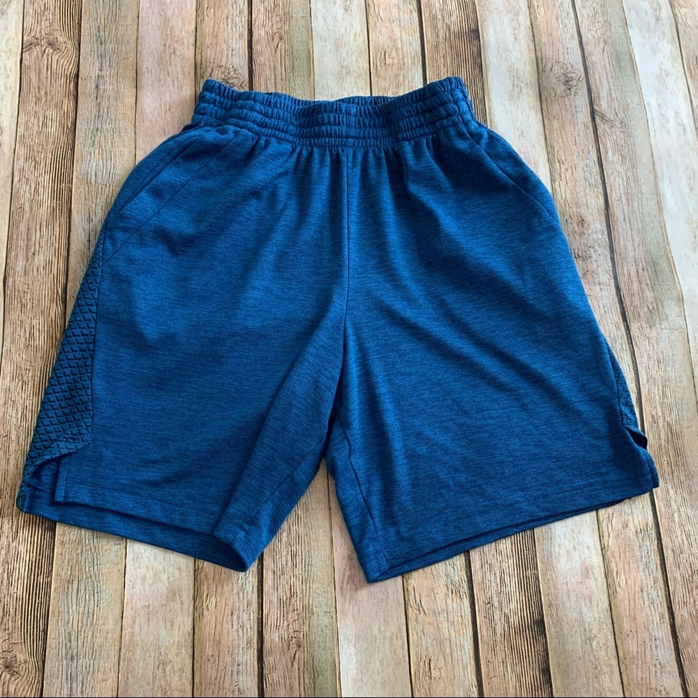 C9 by Champion men’s athletic shorts | size small